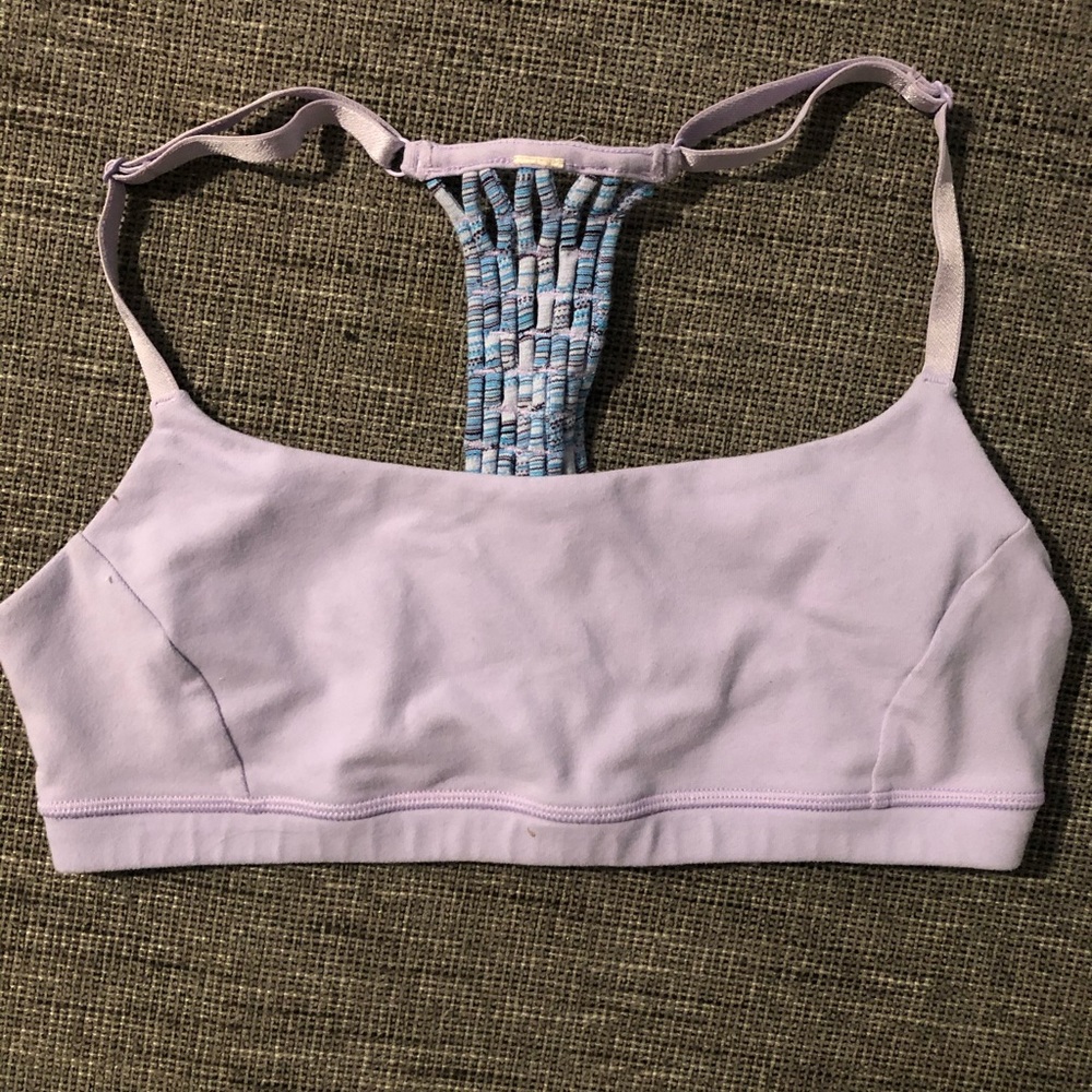 Lululemon sports bra - designed straps